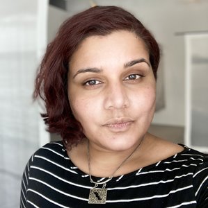 Calia Marshall headshot